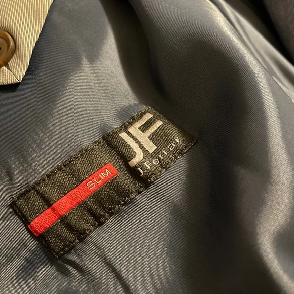 J Ferrar slim suit - Picture 2 of 2